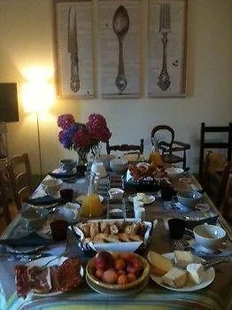 Couette-café L'affable 3*